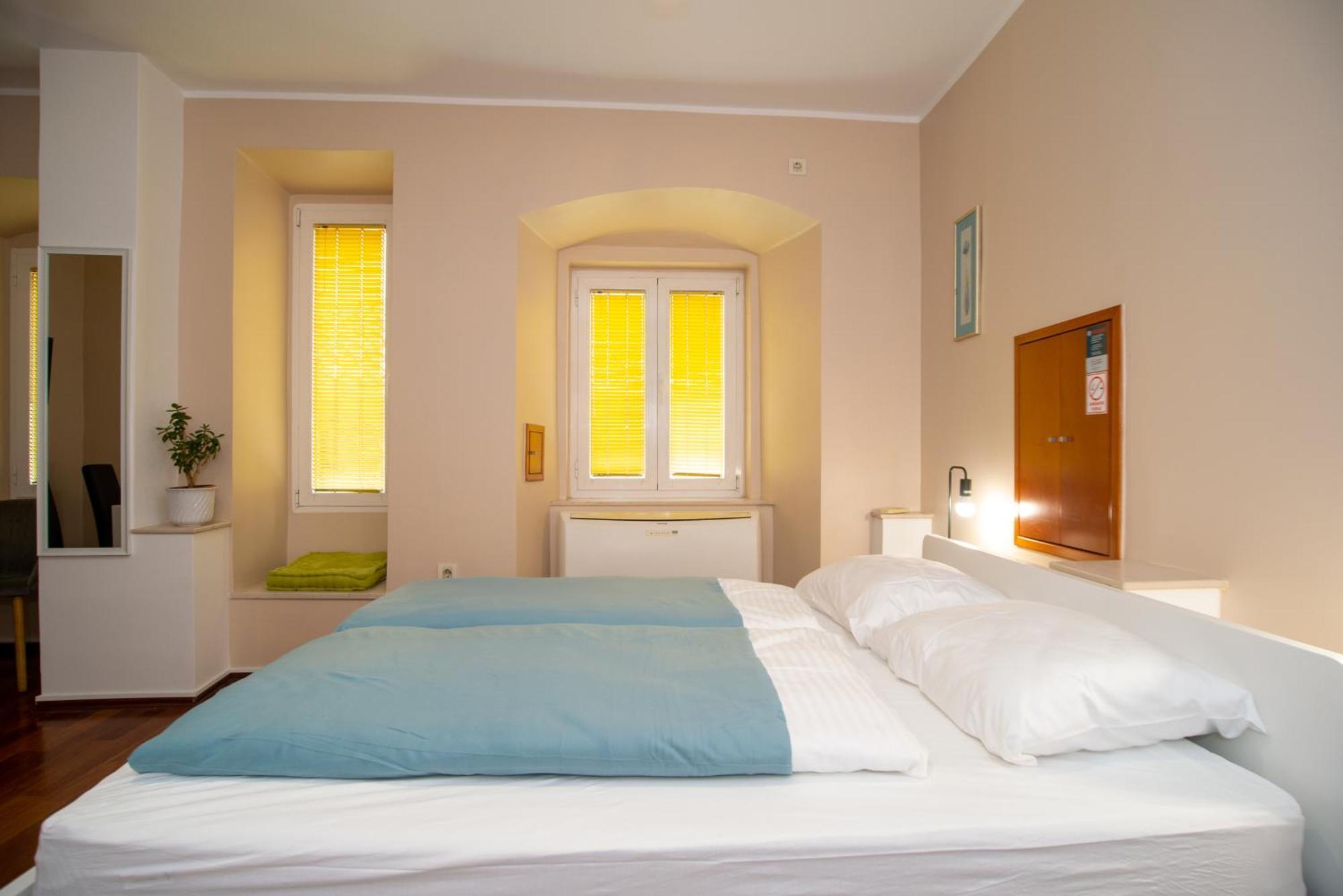 Tisa & Neo Apartment Rijeka Bagian luar foto